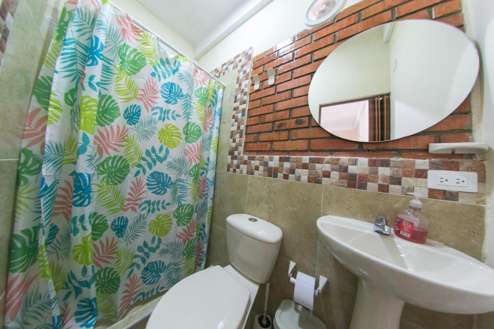 Habitación privada y amplia cerca zonas turísticas Cartagena Habitación foto
